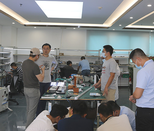 研發2.jpg